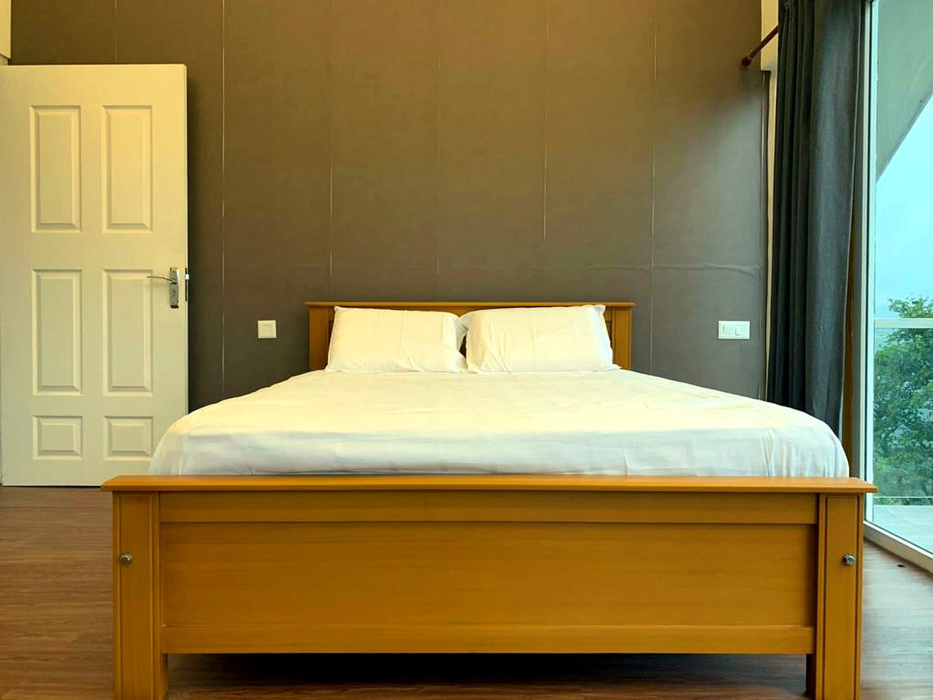 Spacious bedroom with king bed at Cuckoos Nest